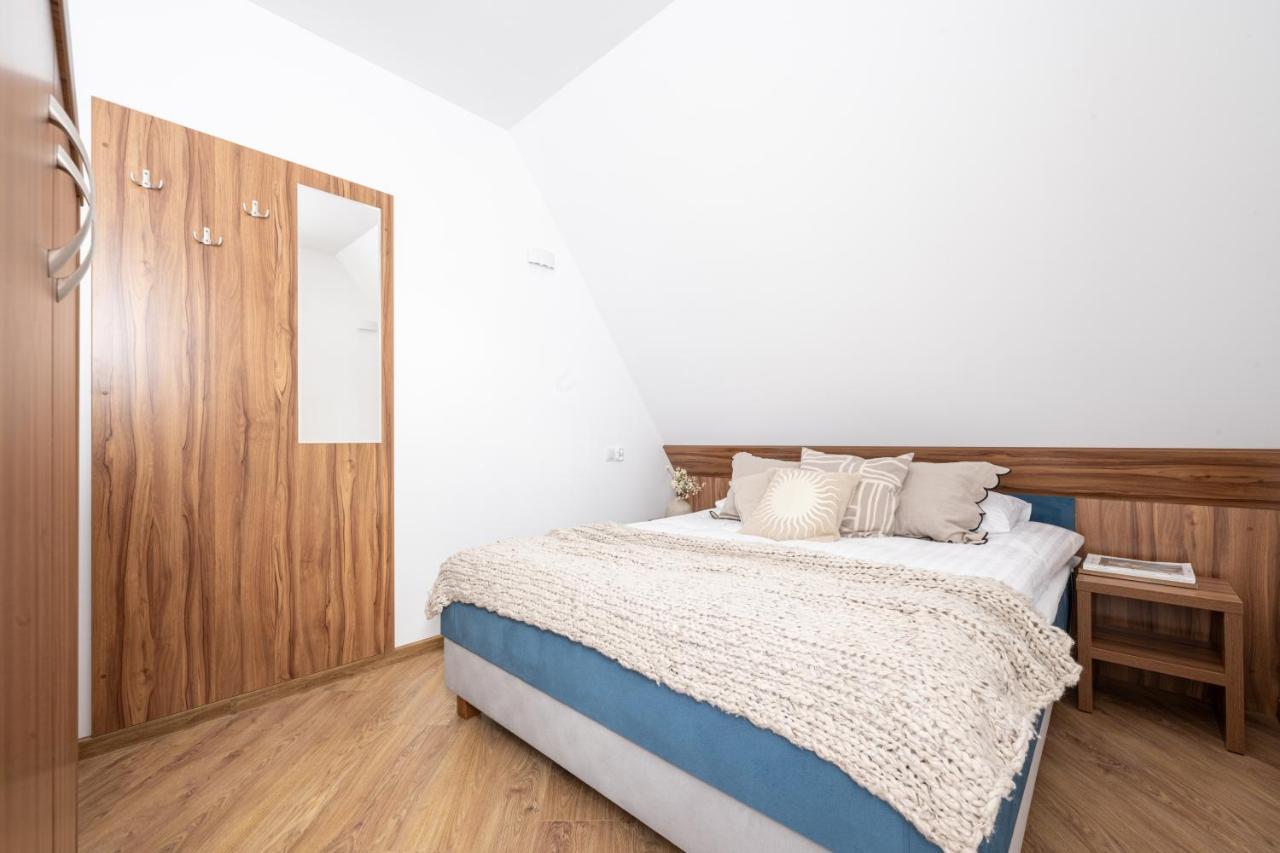 Para Apartments - Dwupoziomowe Apartamenty ビャウィ・ドゥナイェツ エクステリア 写真