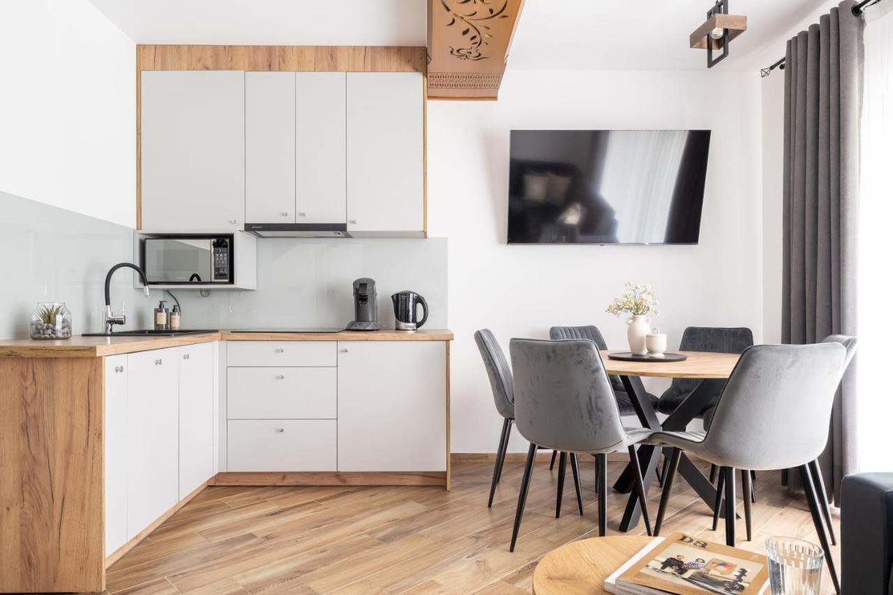 Para Apartments - Dwupoziomowe Apartamenty ビャウィ・ドゥナイェツ エクステリア 写真