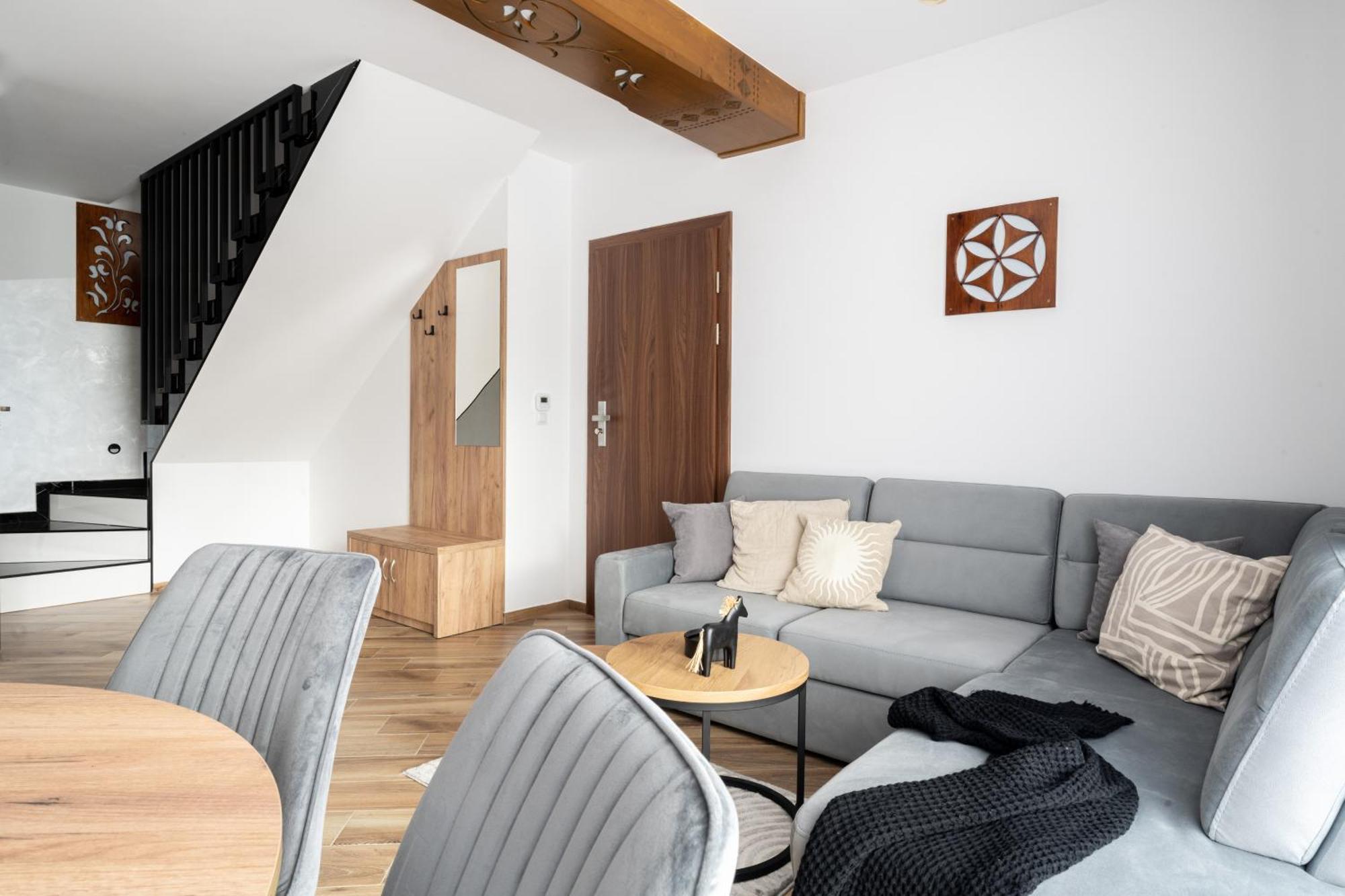 Para Apartments - Dwupoziomowe Apartamenty ビャウィ・ドゥナイェツ エクステリア 写真